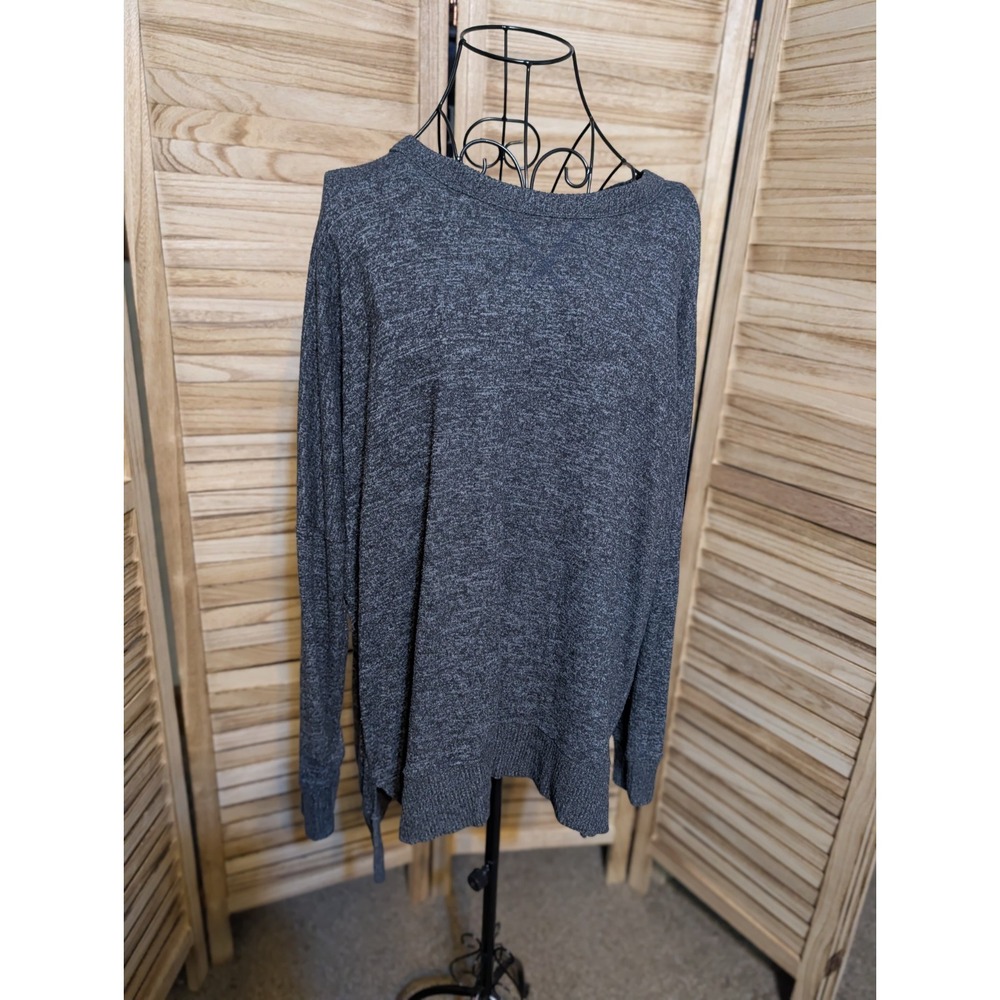 American Eagle Aerie Medium Long Sleeve Top Pullover Soft Grey Raw Hem